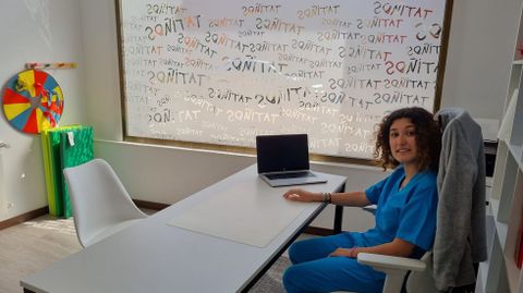 Paula López abrió la clínica de logopedia Tatiños en A Rúa de Valdeorras el mes pasado