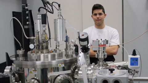Manuel Suárez cursa un doctorado en Física de Nanoestructuras y Materiales Avanzados 