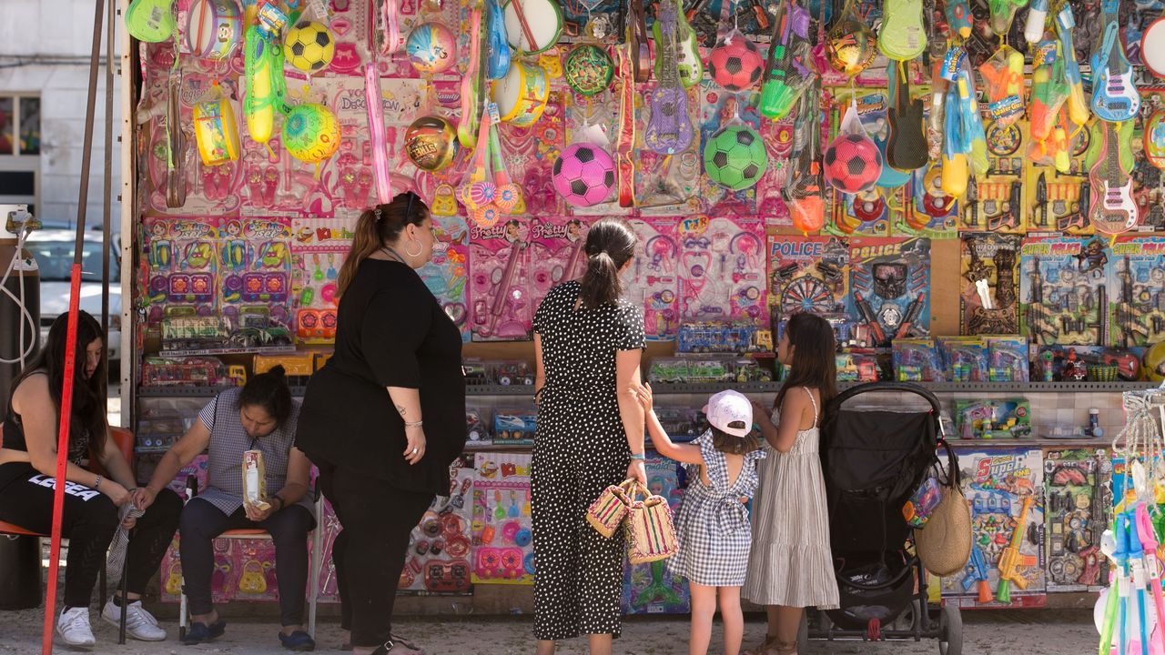 Monseiro tiene un museo �nico al aire libre.Imagen de archivo de un tren-hotel de la l�nea A Coru�a-Barcelona, en la estaci�n de Lugo