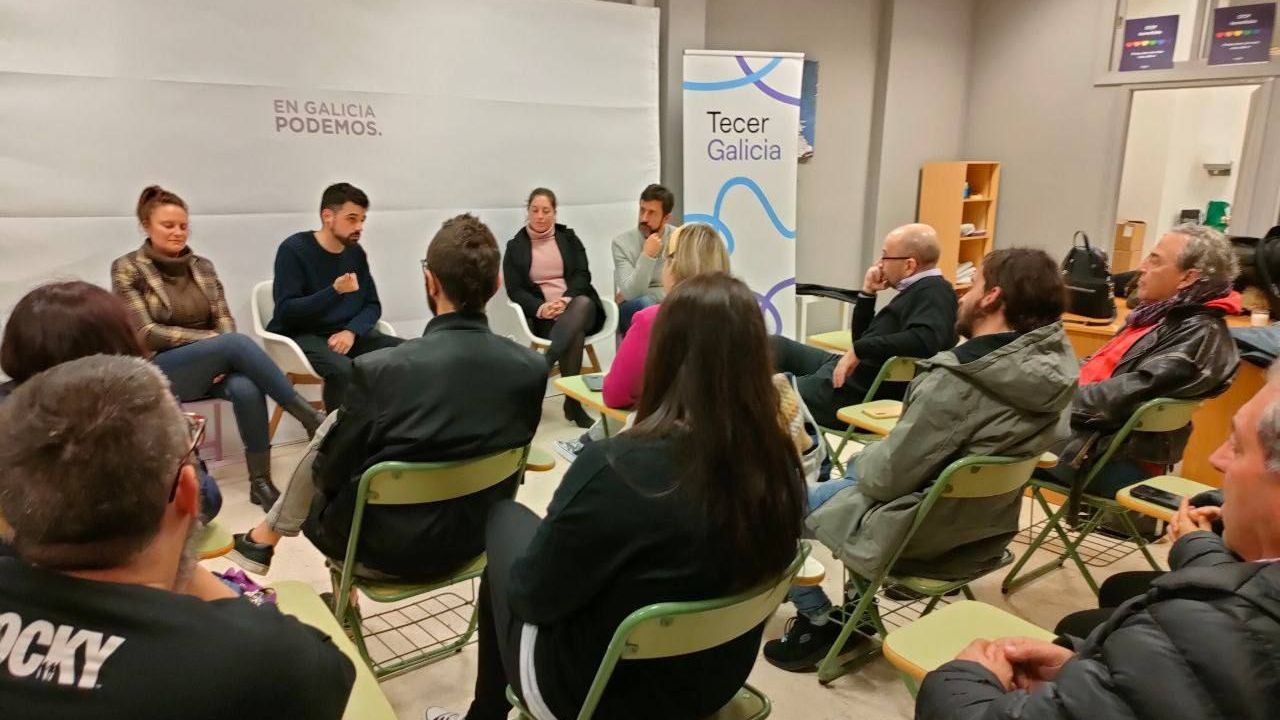 Tecer Galicia defende en Vigo un sistema público de coidados de calidade