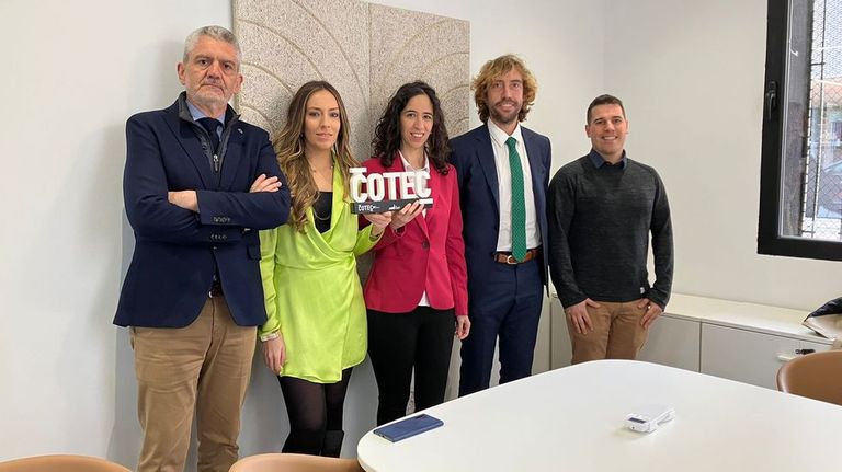 Bobe, Gómez, Alvariño, Vicente y Santorio en la presentación del proyecto en Madrid.