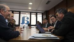 Reunin de la Asociacin de Empresarios de Ribeira con el presidente de la Diputacin y miembros del ejecutivo