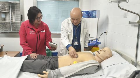 El Hospital de Jarrio incorpora una sala de simulaci�n para reforzar la formaci�n del personal sanitario en emergencias y cuidados cr�ticos