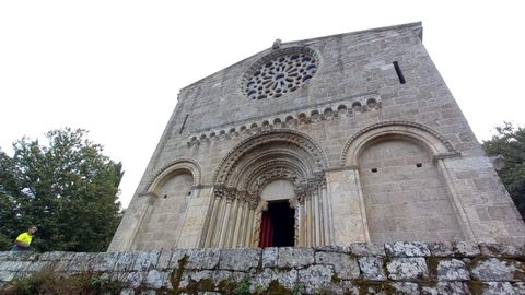 En la fachada de la iglesia ya se retiró el andamiaje utilizado en las obras de rehabilitación