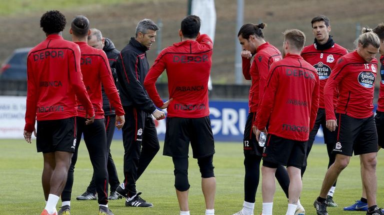 Martí dirigió el martes su primera sesión al frente del banquillo deportivista