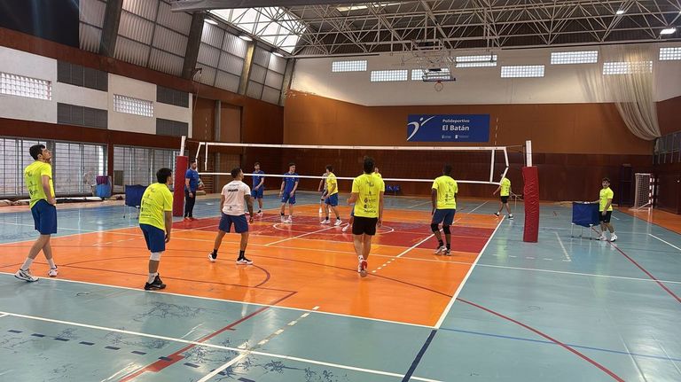 El Intasa San Sadurniño, un paso más cerca de las semifinales (3-0)