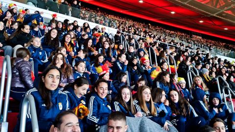 Las canteranas del Real Oviedo, en el Metropolitano