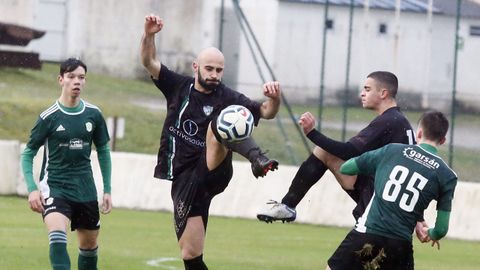 Un partido del CD Alfoz en la última temporada, en la que descendió a Segunda Galicia