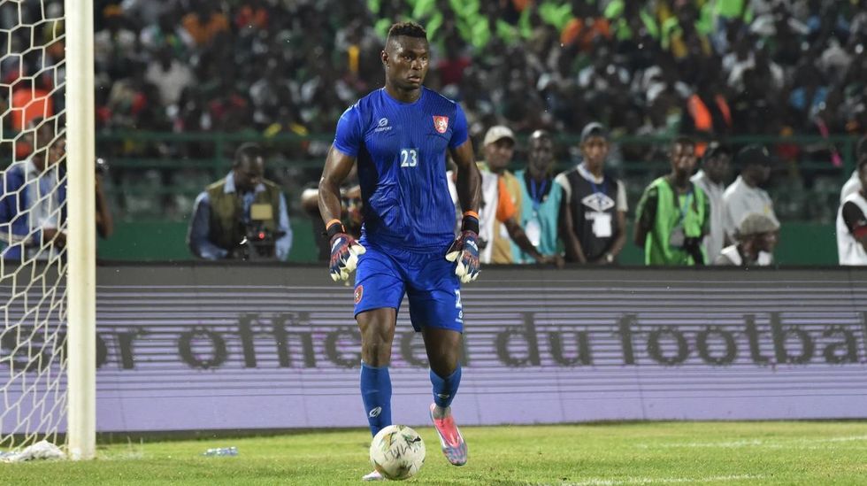 Imagen del choque disputado en Ganz�bal entre el Langreo y el Berganti�os, con triunfo final carball�s (0-1).