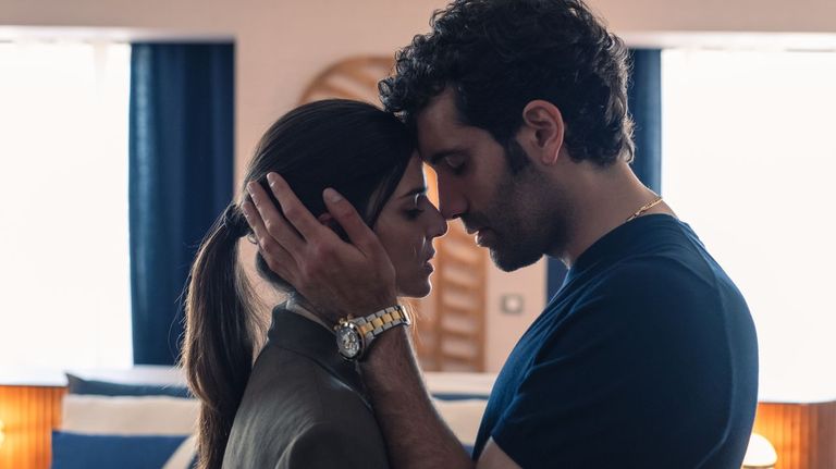 La serie «Clanes» tendrá una tercera y última temporada en Netflix