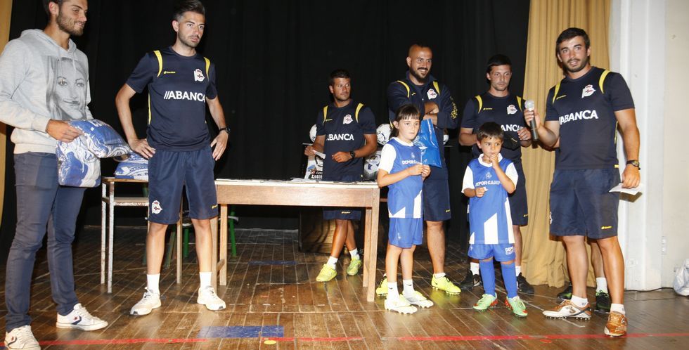 Un elevado n�mero de miembros de la Plataforma Sarriana polo R�o asisti� al �ltimo pleno. 