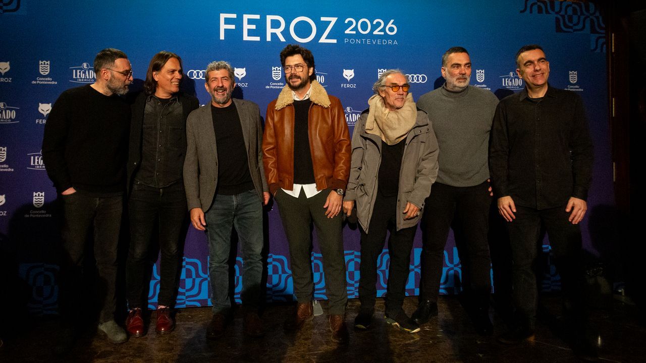Pontevedra da la bienvenida a los Premios Feroz 2026.Parte del equipo de la serie &laquo;Anatom&iacute;a de un instante&raquo;, este viernes en Pontevedra.