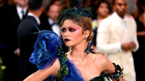 Detalle del maquillaje de Zendaya con el primer look que luci en la Gala Met