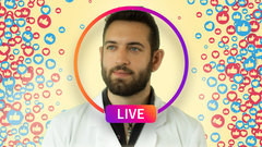 Guillermo M. Melgar, tambi�n conocido como Farmacia Enfurecida o Farmac�utico Guille, acumula medio mill�n de seguidores que siguen su d�a a d�a en la farmacia