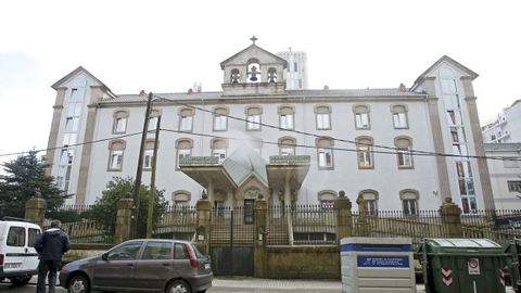 El antiguo asilo de Pontevedra, cerrado desde el ao 2013, est en la calle Loureiro Crespo