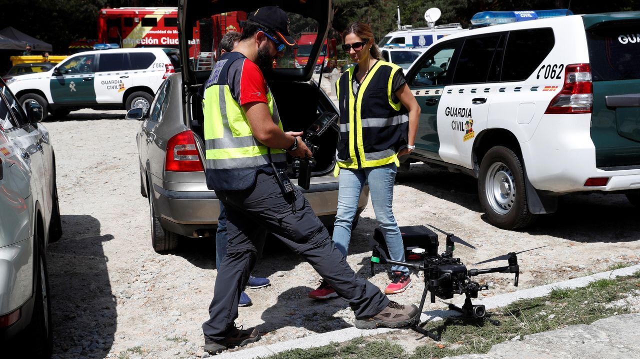 Los responsables de la búsqueda cuentan con varios drones para rastrear los puntos menos accesibles