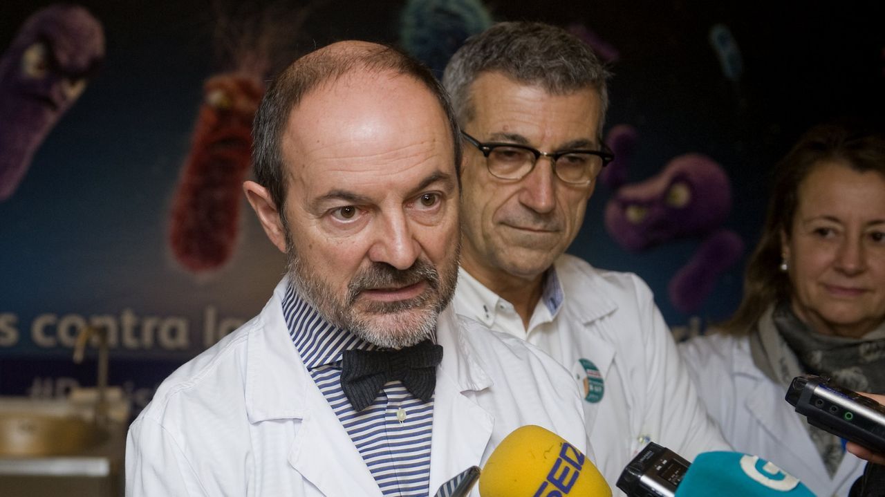 El desarrollo urban&iacute;stico de Someso.La constructora L&oacute;pez Cao invirti&oacute; 200.000 euros en la m&aacute;quina que fabrica los tabiques de hormig&oacute;n aligerado desarrollados por el consorcio formado con Naos, GalaiControl y la UDC. El nuevo sistema adelanta el fin de las paredes de ladrillo y la llegada del hogar digital