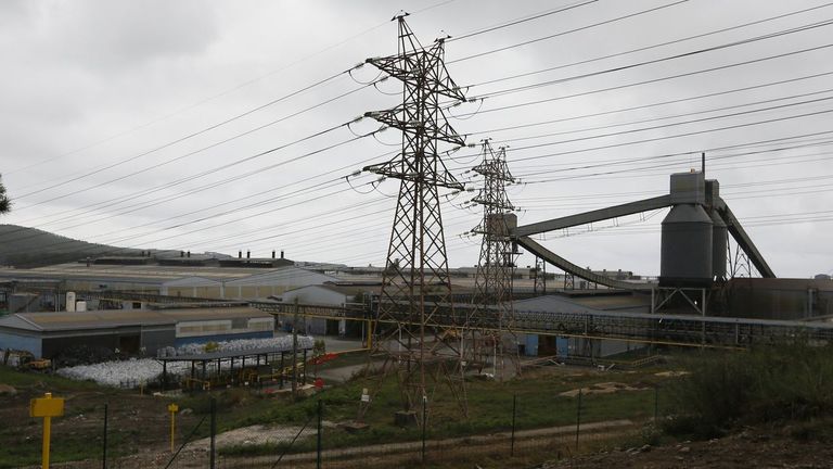 La Audiencia Nacional ratifica que Alcoa deberá devolver 37 millones de euros por el CO2