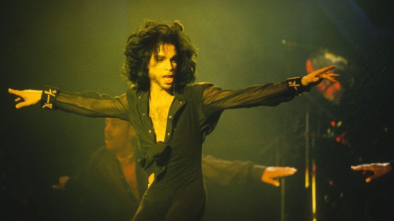 La canción que Prince cedió a Céline Dión se publica en su versión original 35 años después