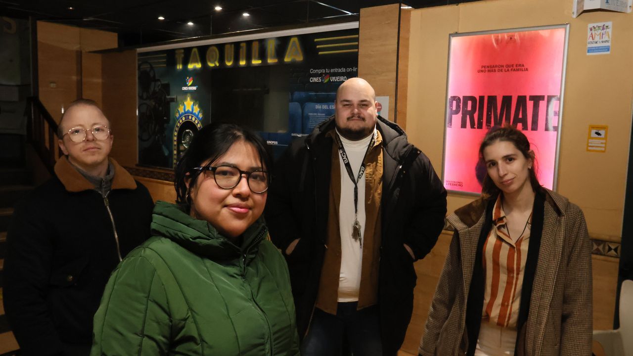 Santiago Segura.De izquierda a derecha, Jos&eacute; Vale, Nereida Soria, Fernando Losada y Lorena Crespo