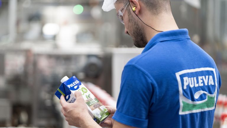 Lactalis consolida su peso en Galicia con una inyección de 240 millones en compras y una inversión de 42 millones en una década
