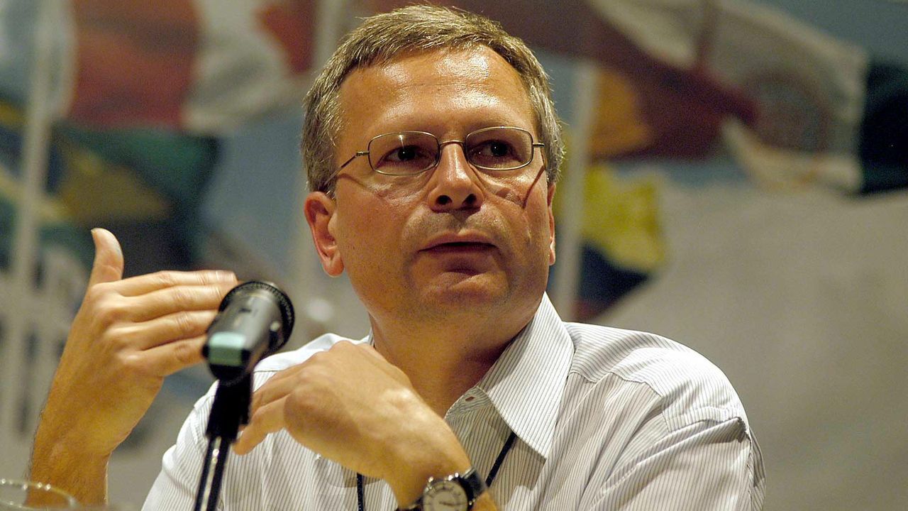 Fofografía de archivo (09/10/03) del economista turco Dani Rodrik