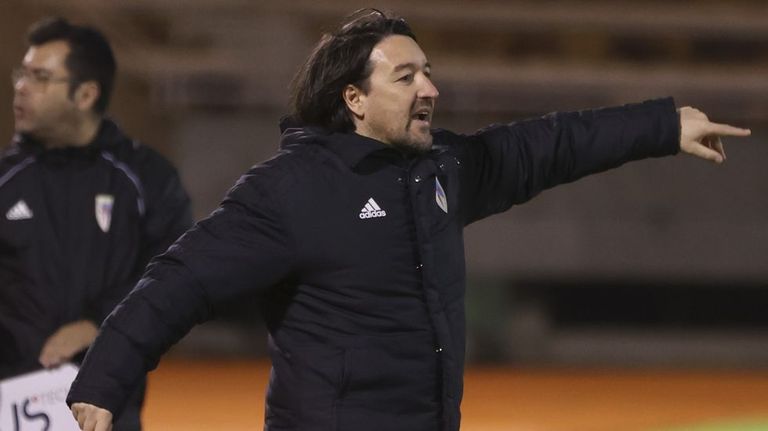 Secho Martínez: «El Somozas intenta explotar al máximo los errores del adversario»