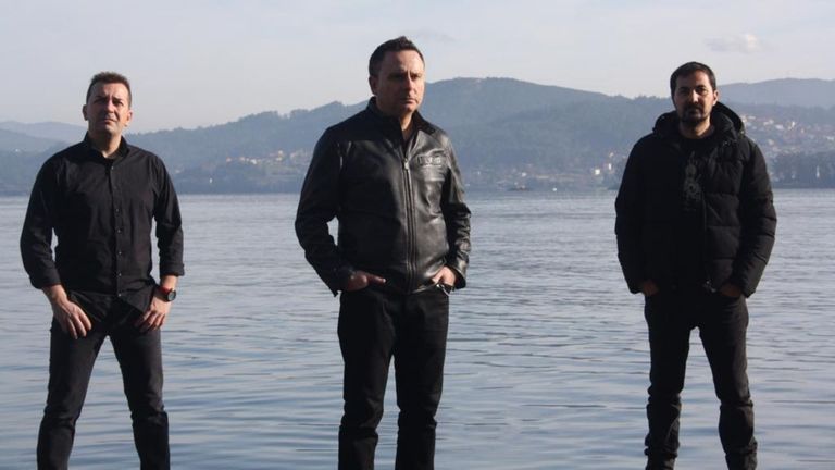 Das trapicheiras do Miño ás versións pop rock de In The Cisos