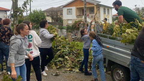 Vecinos de Cadavéu se afanaron en las últimas semanas para tener el pueblo preparado para la visita de los Reyes