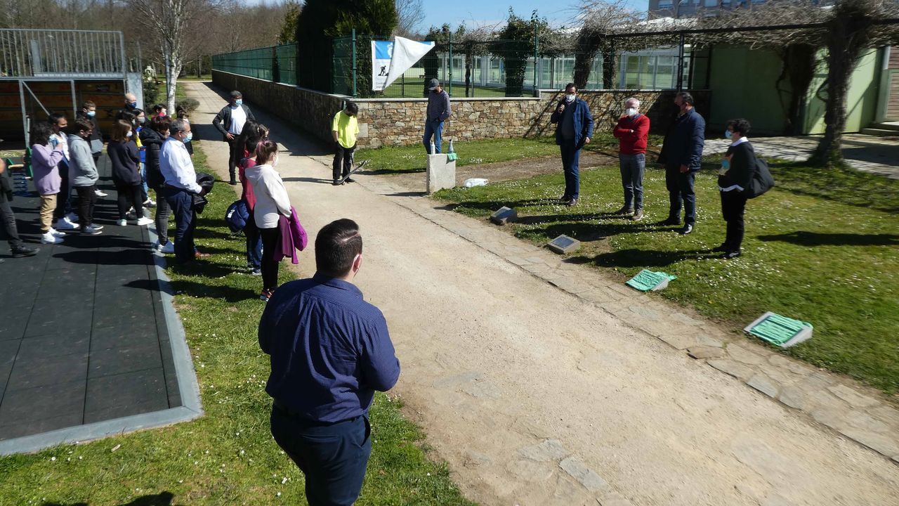Primer aniversario del servicio autocovid en Santiago.Donaci&oacute;n de sangre en Lal&iacute;n
