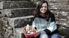 Yara Rodrguez elabora desde Lugo champs, geles, jabones y un sinfn de productos a base de miel