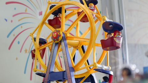 Exposición de «clicks» de Playmobil sobre el San Froilán, en Pediatría