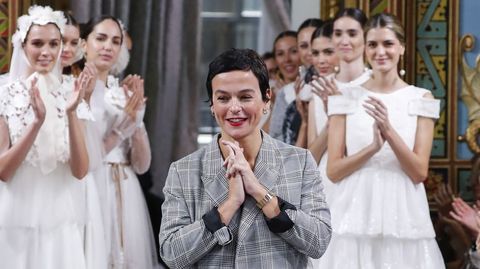Las hermanas de Juana Rique fueron muy aplaudidas en la Pasarela Atelier Couture de la Semana de la Moda de Madrid con su nueva colección.