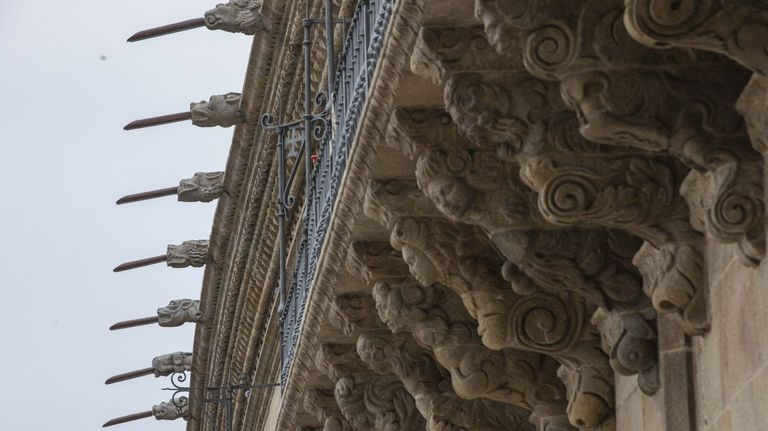 El teleférico del Gaiás, Altri o las gárgolas del 