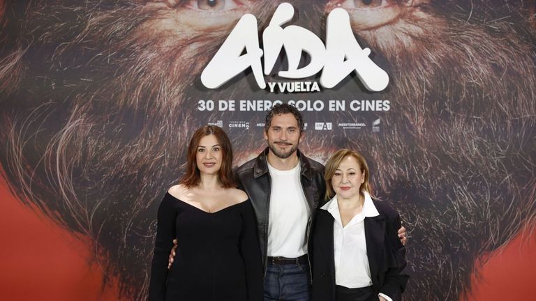 La película «Aída y vuelta» incluye un capítulo de la serie de regalo para ver en casa