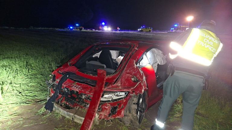 Muere de madrugada un joven de 27 años tras salirse de la carretera el Audi TT que conducía en Sandiás