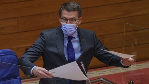 Alberto Nez Feijoo durante una sesin de control en el Parlamento de Galicia