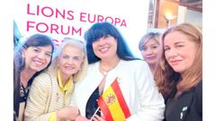 Paula Gundn, Presidenta del Consejo de Espaa, con May Ramrez, Pilar Vzquez, Tania y Pilar, en el Frum de Europa celebrado en Croacia.