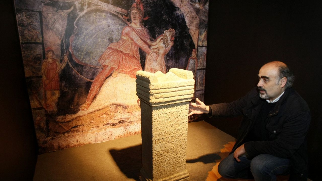 Esculturas al aire libre.Celso Rodrguez Cao dirigi las excavaciones de la Domus del Mitreo