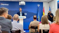 El presidente del PP de Asturias, �lvaro Queipo, interviene en un acto de partido en Oviedo