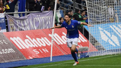 Toch� celebra su gol frente al Elche