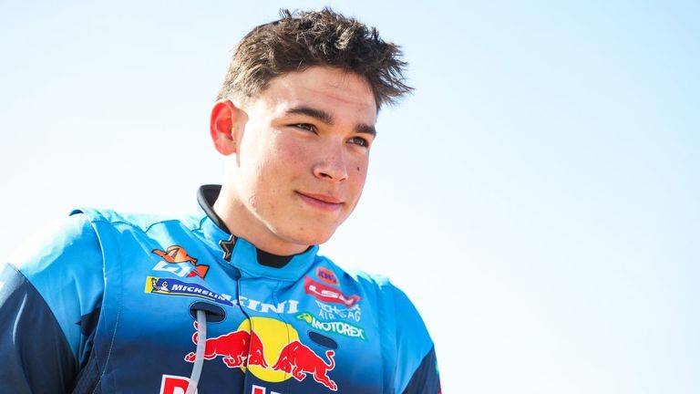 Canet mantiene vivo su sueño y Sainz saca ya la calculadora en el Dakar