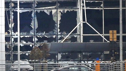 Daos causados en las instalaciones del aeropuerto por las explosiones en el aeropuerto de Zaventem