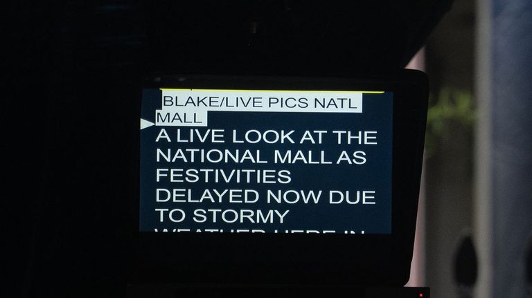 Suspendido un operador del «teleprompter» de Trump por ganar 90.000 dólares apostando a los discursos del presidente