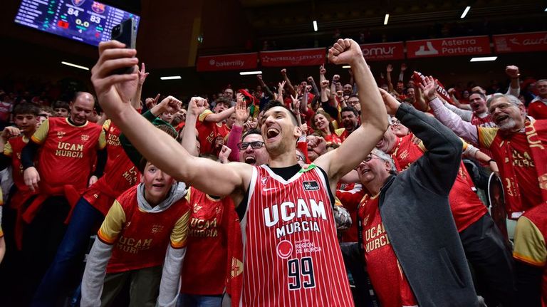 Toni Nakic, jugador del Murcia: «Veo todos los partidos del Breogán cuando no jugamos al mismo tiempo»
