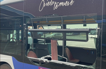 Un autob�s de TUA, atacado durante la segunda jornada de huelga en Oviedo