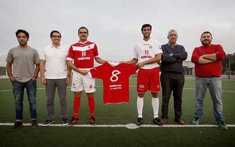 El Estradense present ayer a sus patrocinadores, que ya figuran en la nueva equipacin.