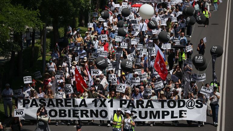 La pasarela de mutualistas al RETA cierra la puerta a los jubilados por una autoenmienda del PP