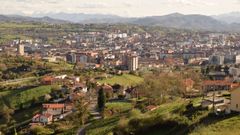 Vista de la localidad ovetense de Fitoria, al fondo se observa la ciudad de Oviedo