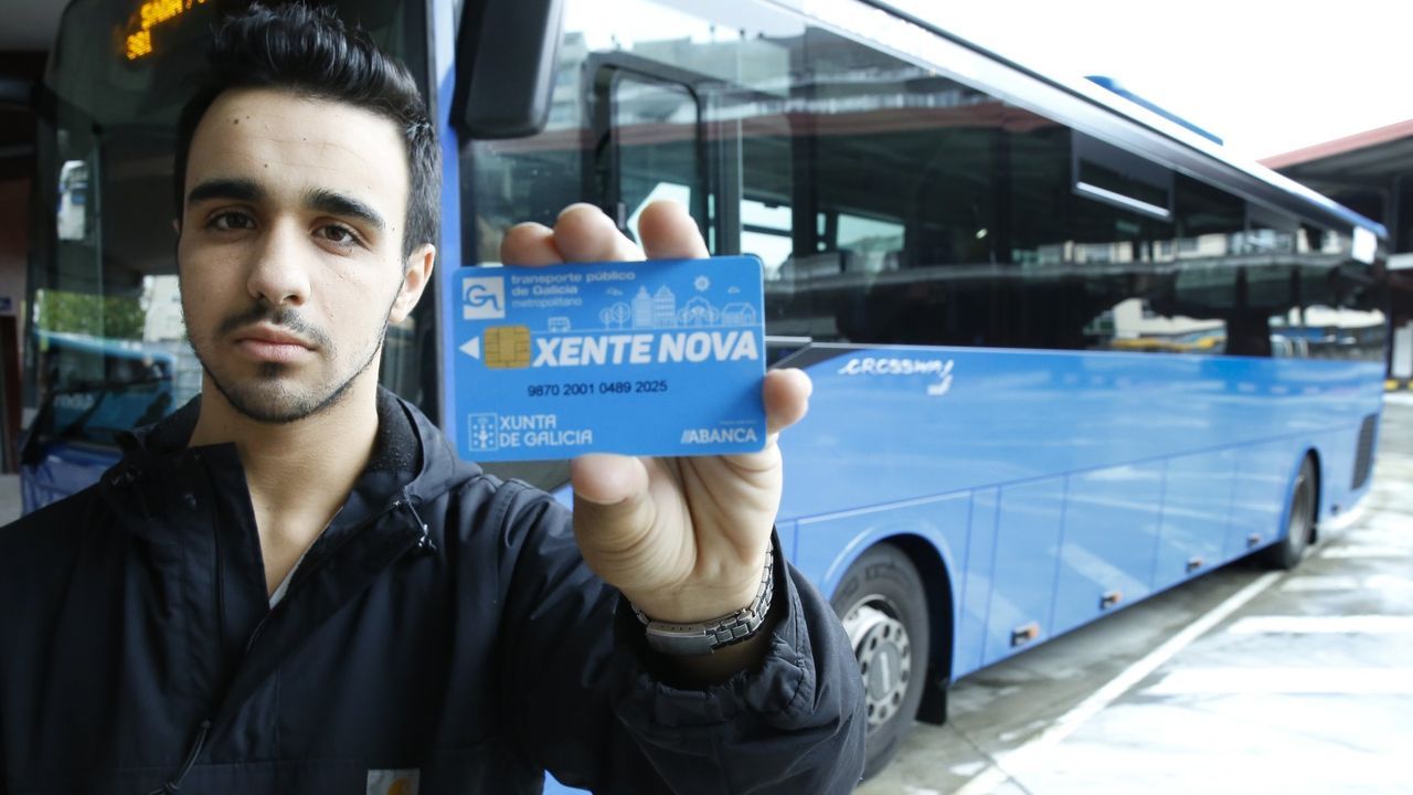Llega a Barro el bus gratuito para menores de 21 años ofrecido por la Xunta de Galicia